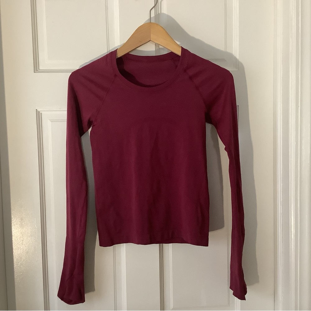 Lululemon swiftly tech long sleeve burgundy top